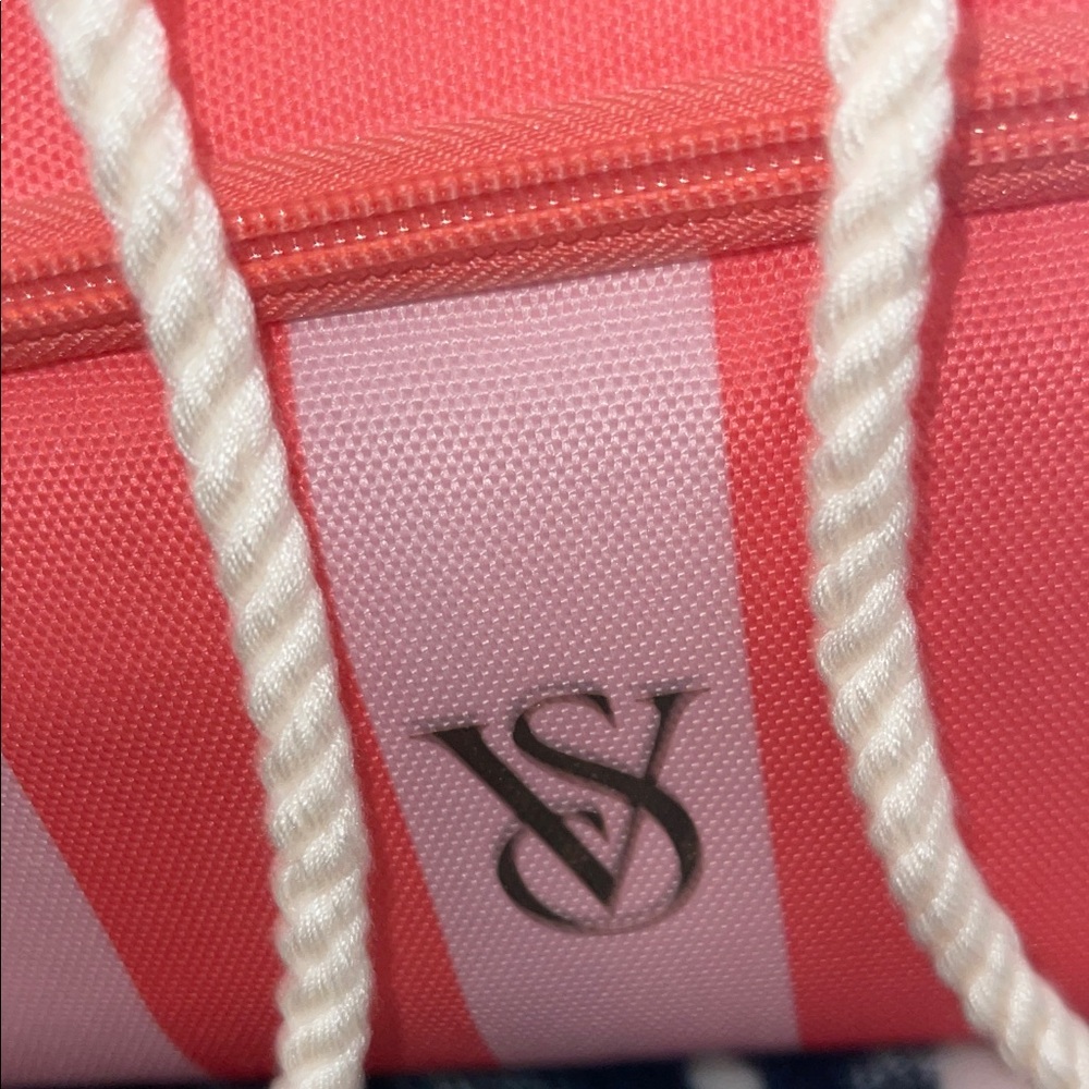 VS Pink Striped Drawstring Backpack w/Cooler - Picture 6 of 6